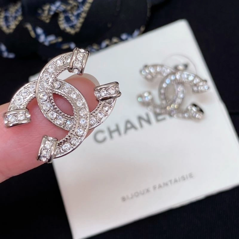 Durable Chanel Earrings 228852