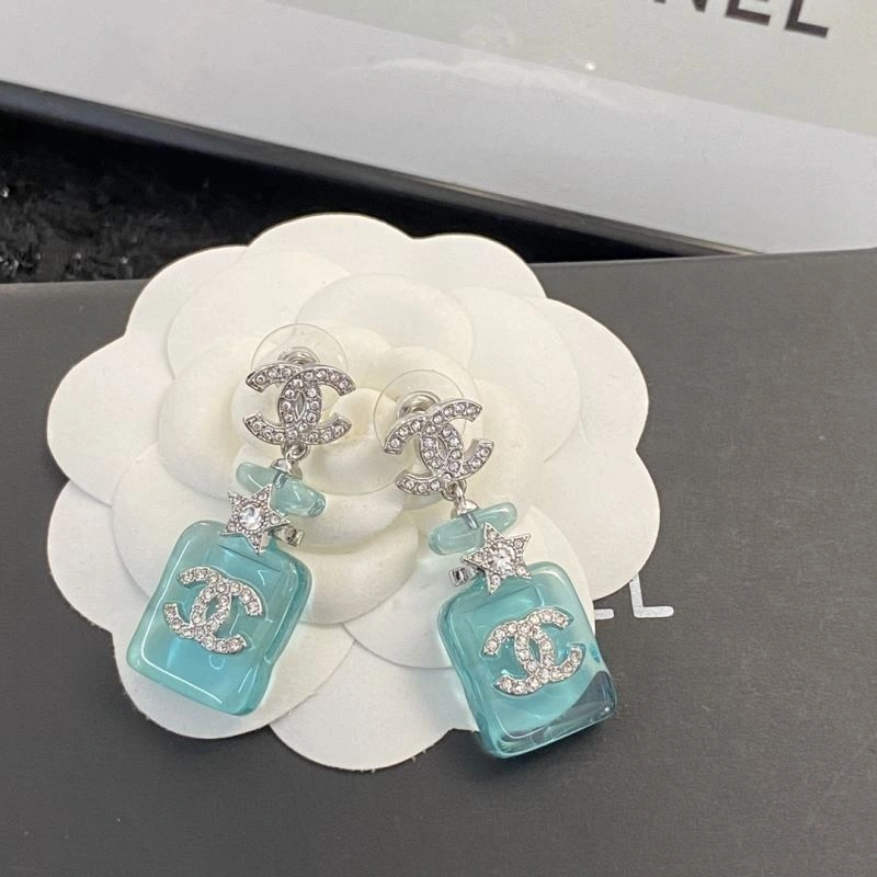 Chanel Earrings Bold 228867