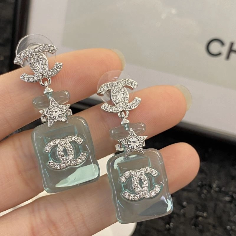 Chanel Earrings Bold 228867