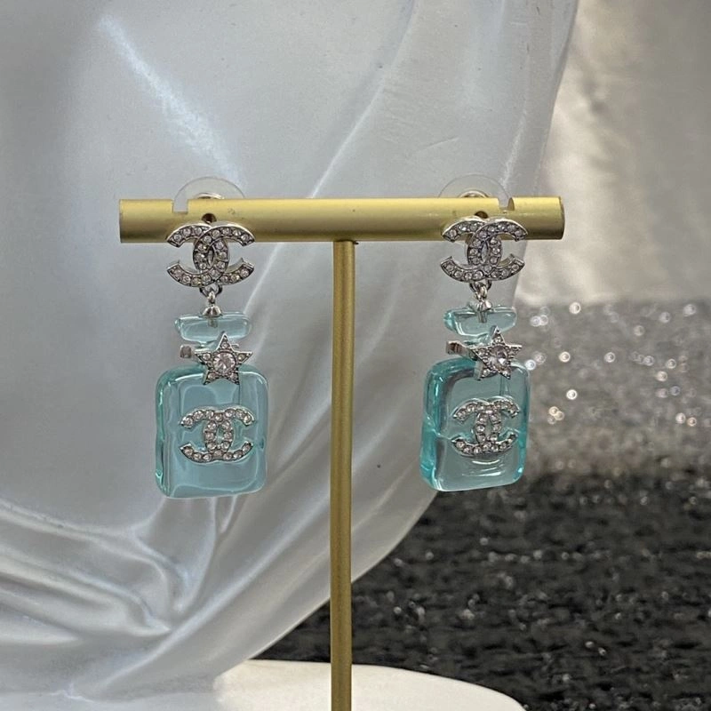 Chanel Earrings Bold 228867