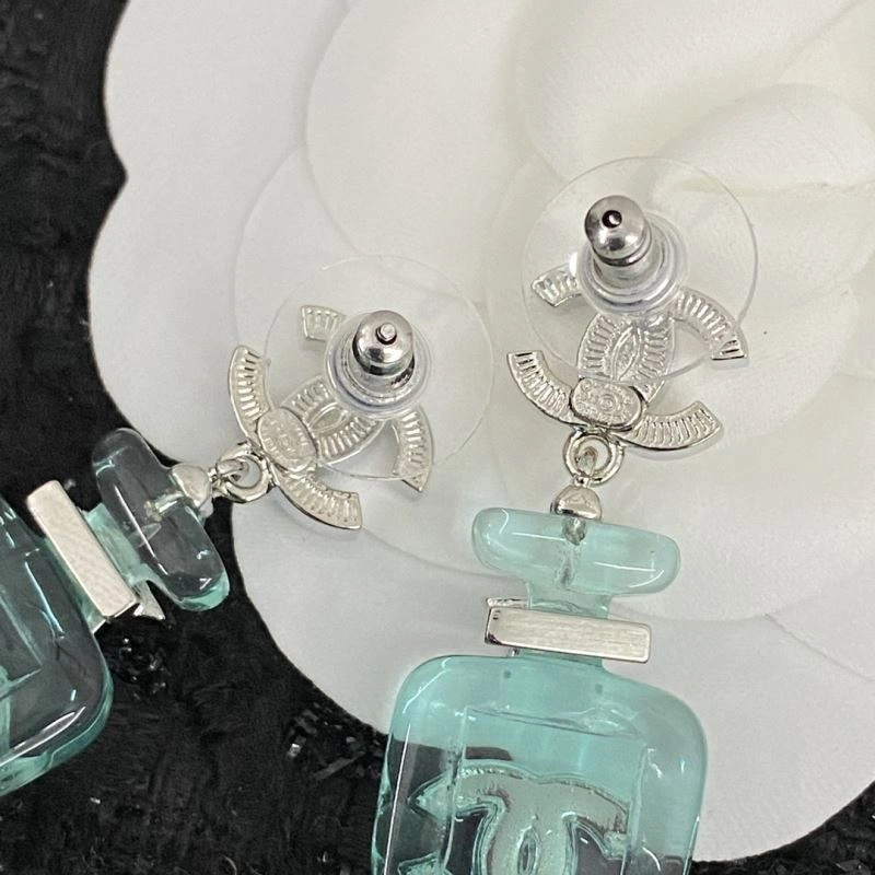 Chanel Earrings Bold 228867