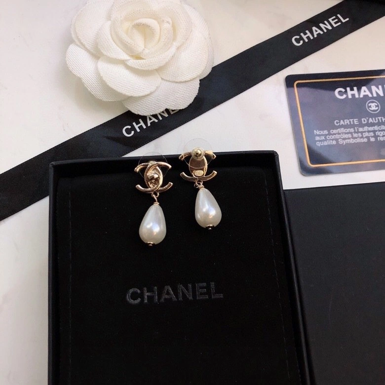 Chanel Earrings FashionForward 228853