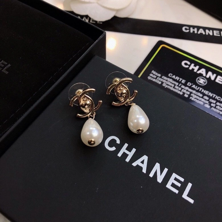 Chanel Earrings FashionForward 228853