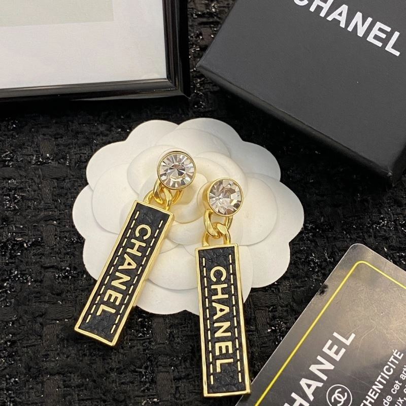 Chanel Earrings Unisex 228862