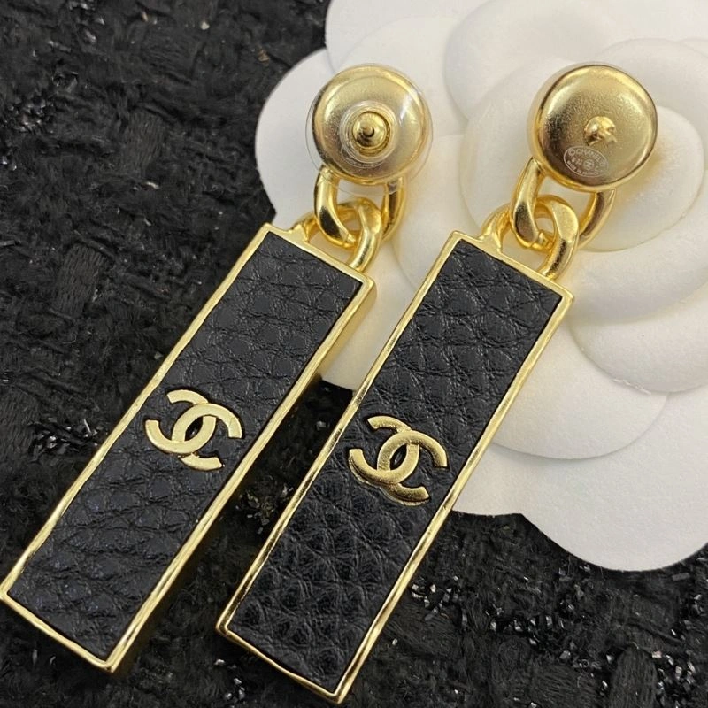 Chanel Earrings Unisex 228862