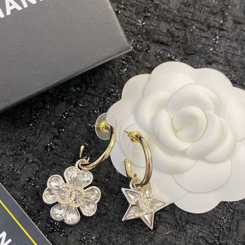Chanel Earrings Efficient 228882