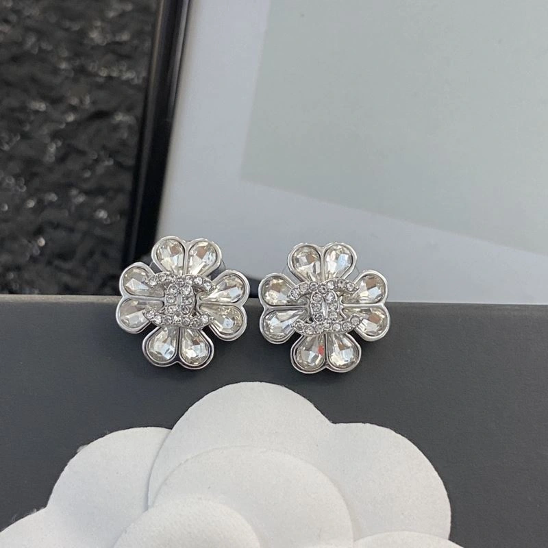 Premium Chanel Earrings 228881