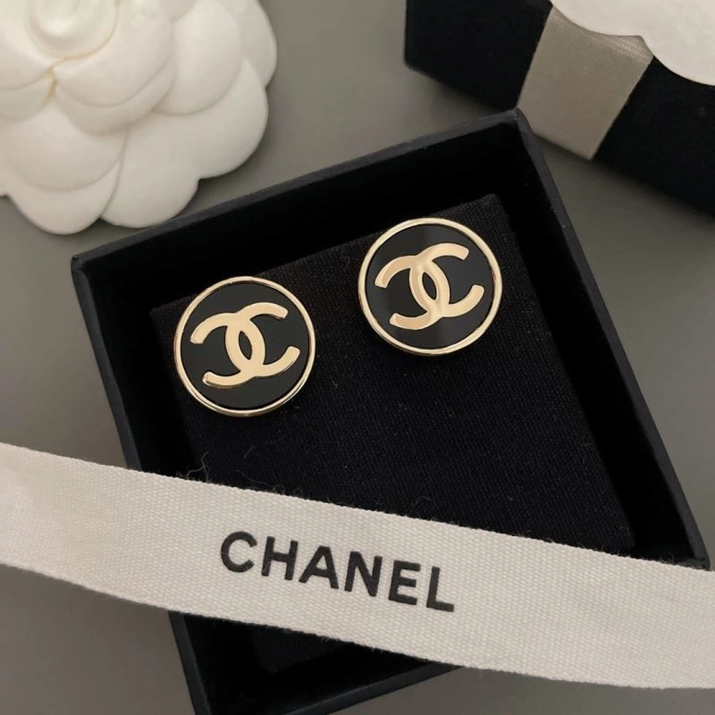 Chanel Earrings Comfortable 228839