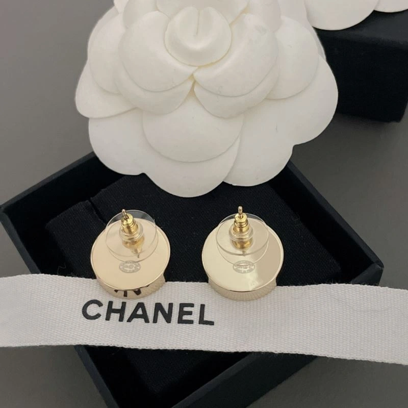 Chanel Earrings Comfortable 228839