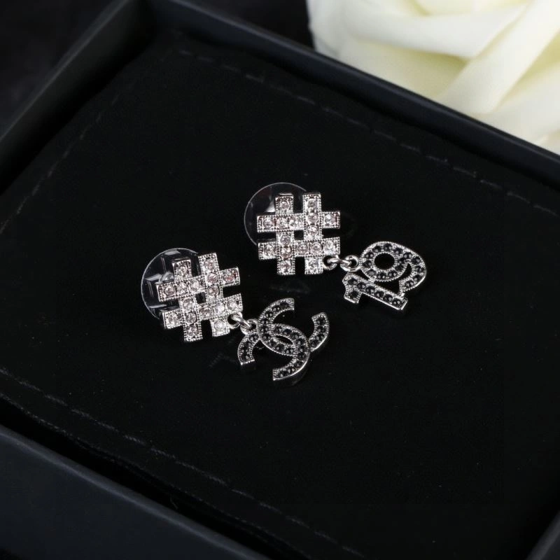 Chanel Earrings Modern 228817