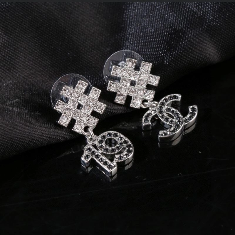 Chanel Earrings Modern 228817