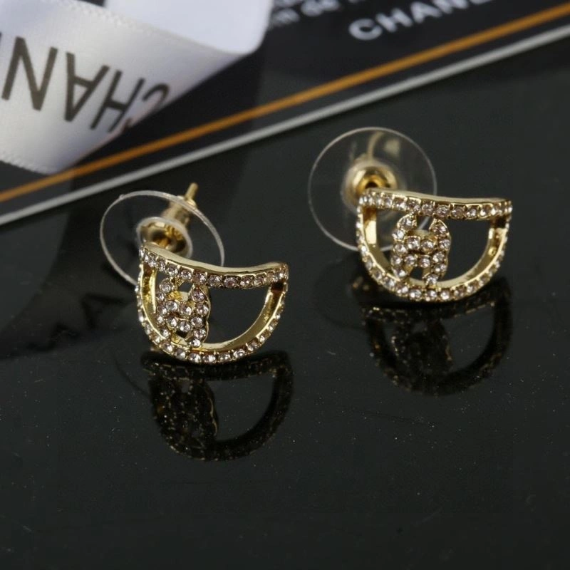 Trendy Chanel Earrings 228826