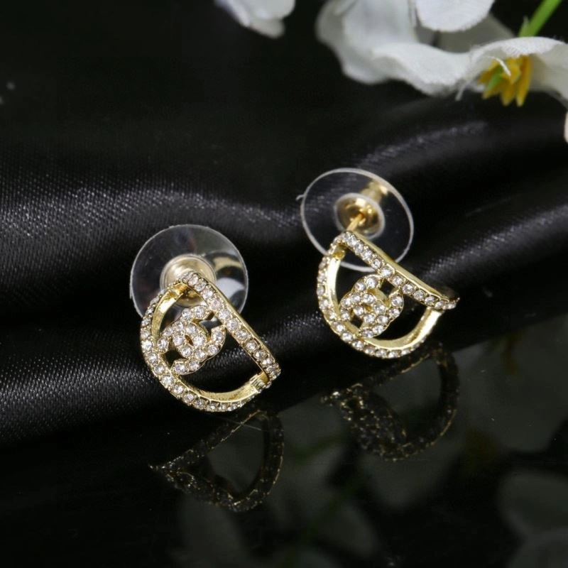 Trendy Chanel Earrings 228826