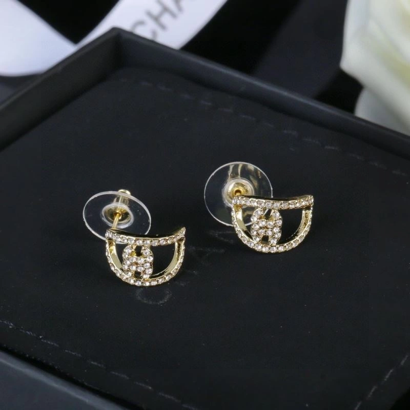 Trendy Chanel Earrings 228826