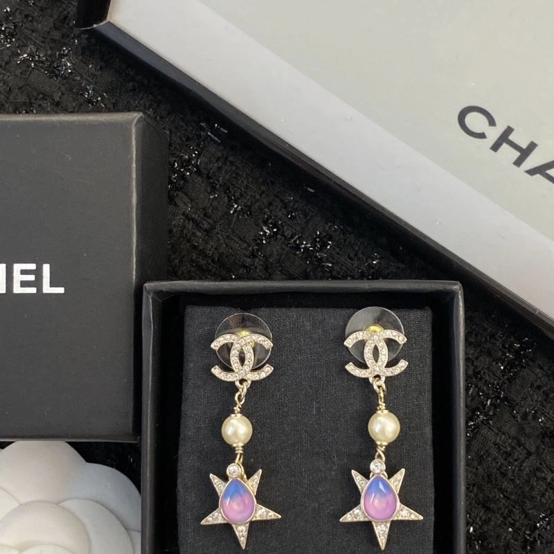 Supportive Chanel Earrings 228849