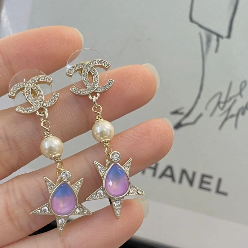 Supportive Chanel Earrings 228849