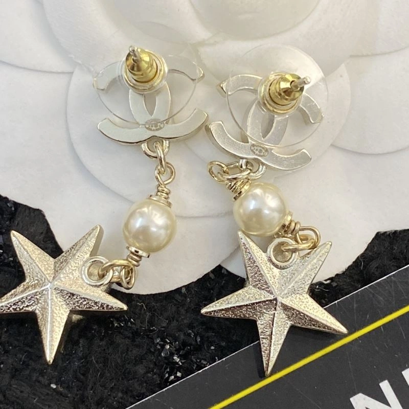 Supportive Chanel Earrings 228849