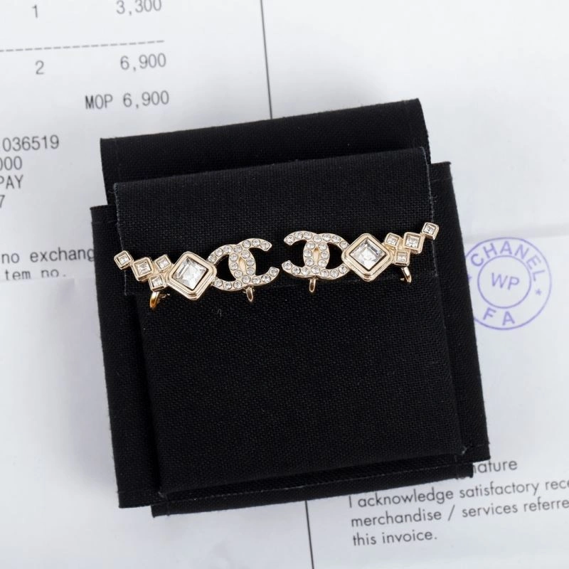 Refined Chanel Earrings 228819