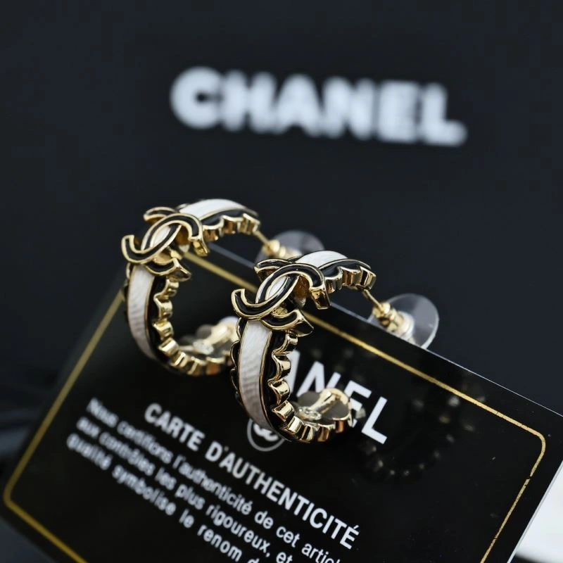 Chanel Earrings Fashionable 228812
