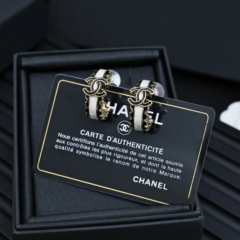 Chanel Earrings Fashionable 228812