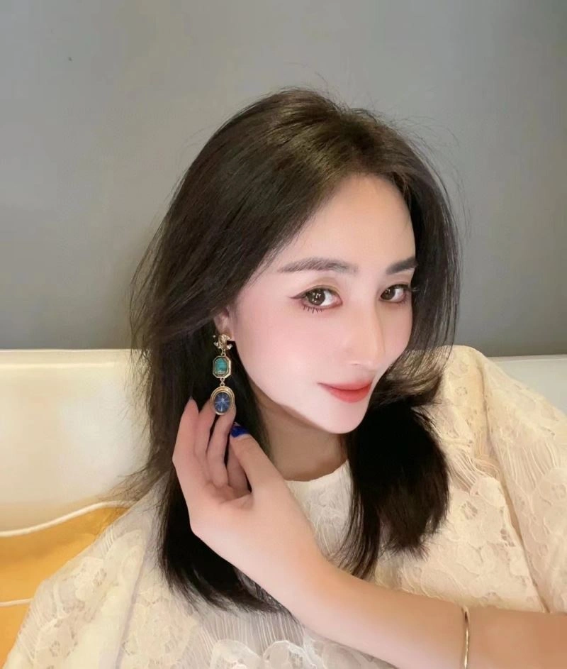 Chanel Earrings Efficient 228805