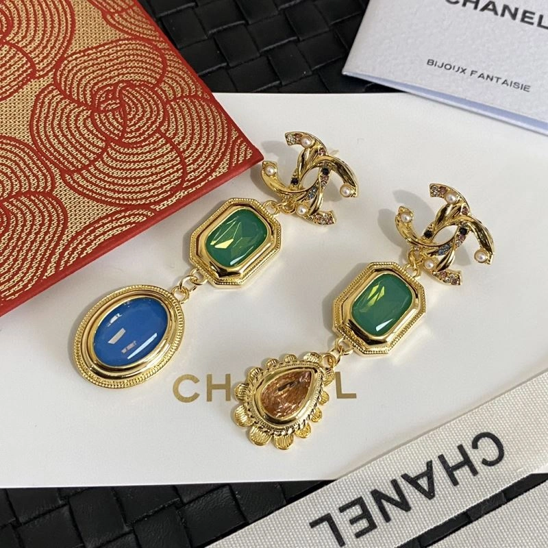 Chanel Earrings Efficient 228805