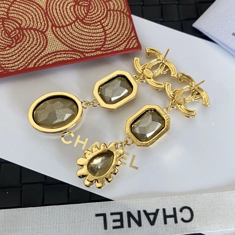 Chanel Earrings Efficient 228805