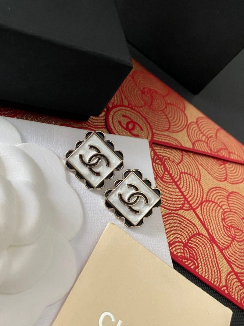 UrbanStyle Chanel Earrings 228827