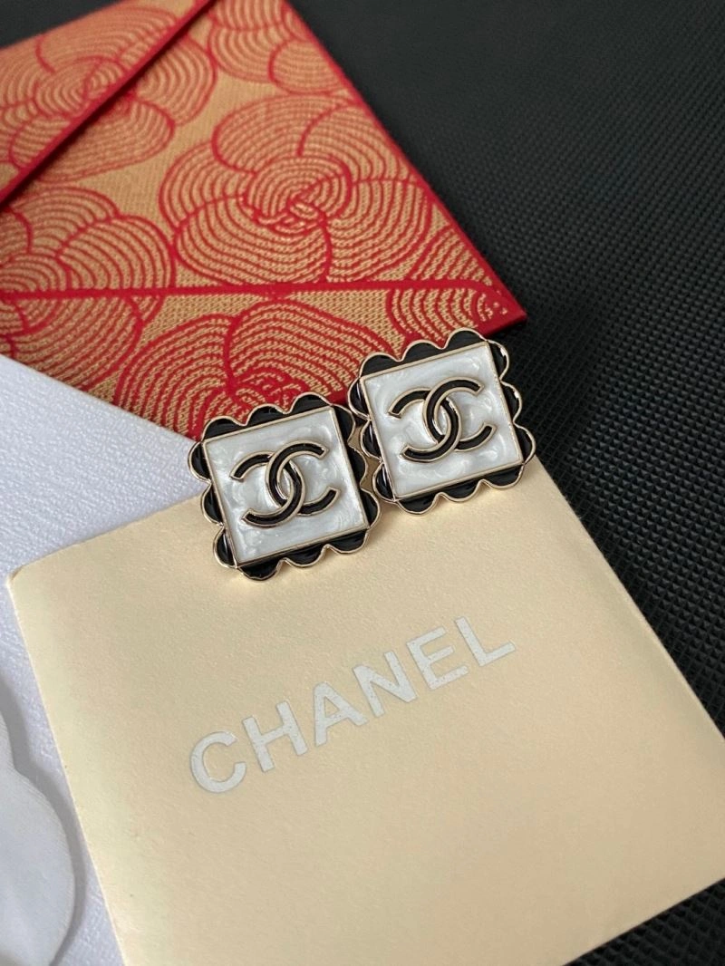 UrbanStyle Chanel Earrings 228827