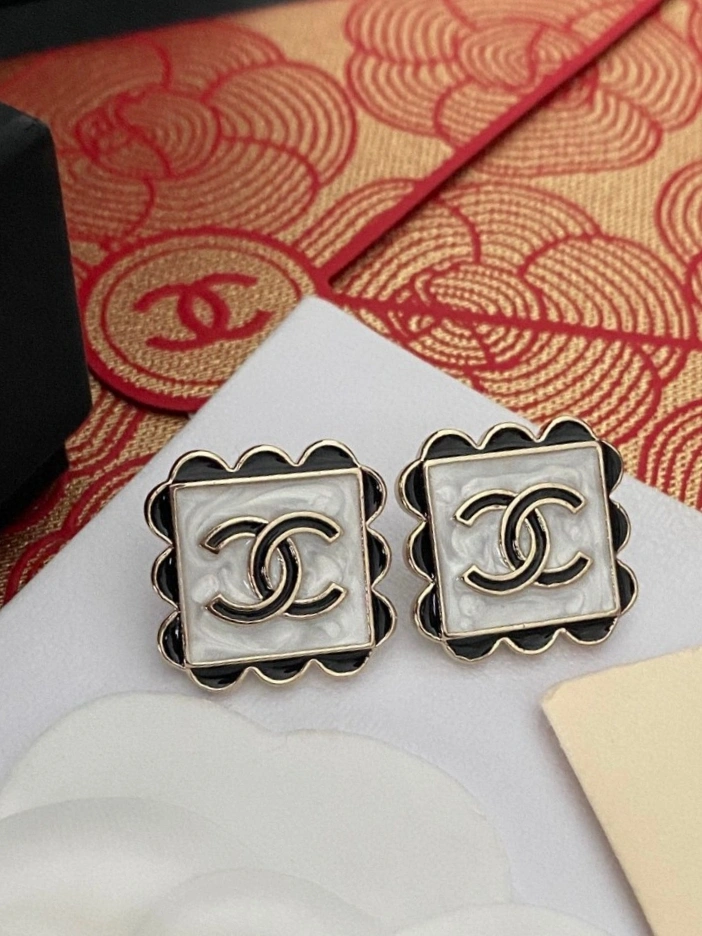 UrbanStyle Chanel Earrings 228827