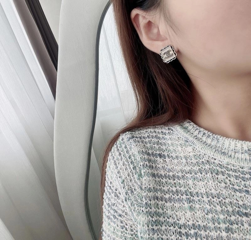 UrbanStyle Chanel Earrings 228827