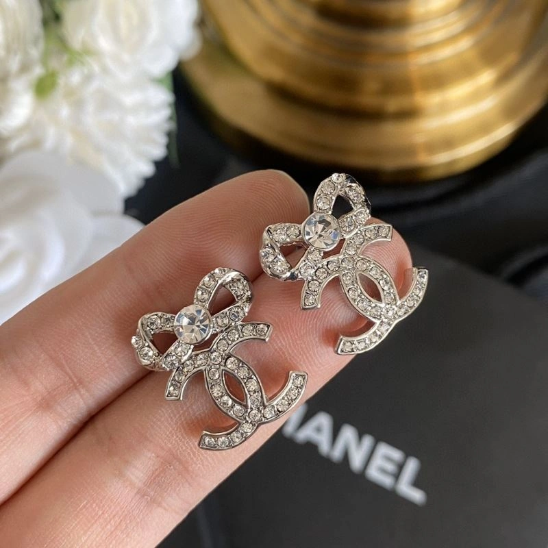 Sporty Chanel Earrings 228830