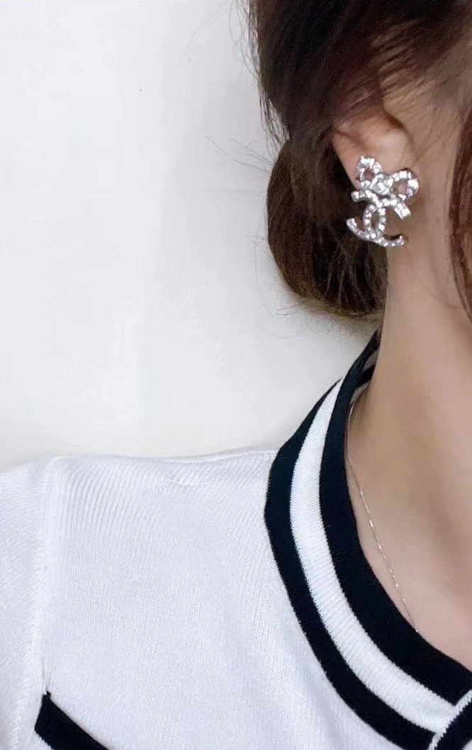 Sporty Chanel Earrings 228830