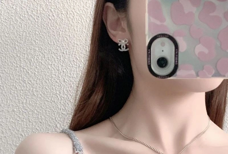 Sporty Chanel Earrings 228830