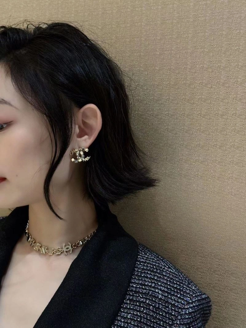 Premium Chanel Earrings 228803