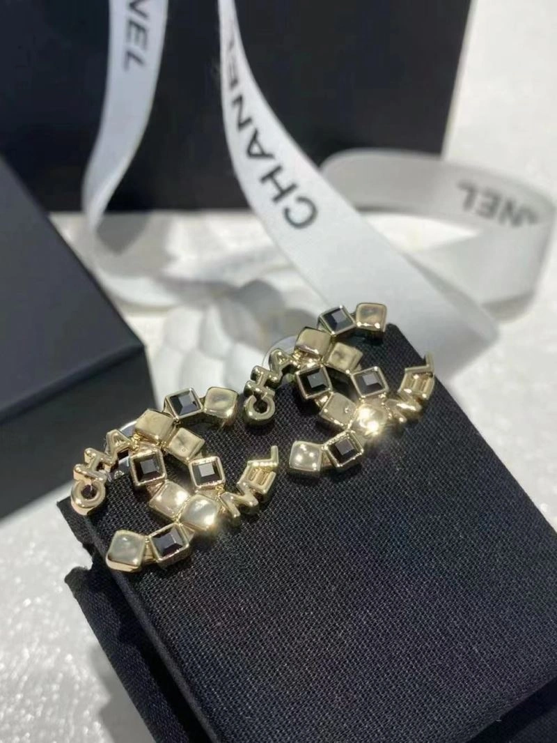 Premium Chanel Earrings 228803
