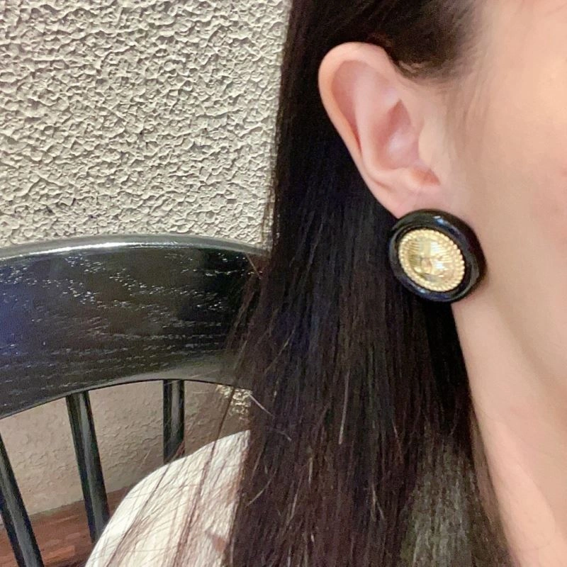 Chic Chanel Earrings 228823