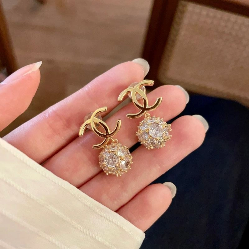 Bright Chanel Earrings 228818