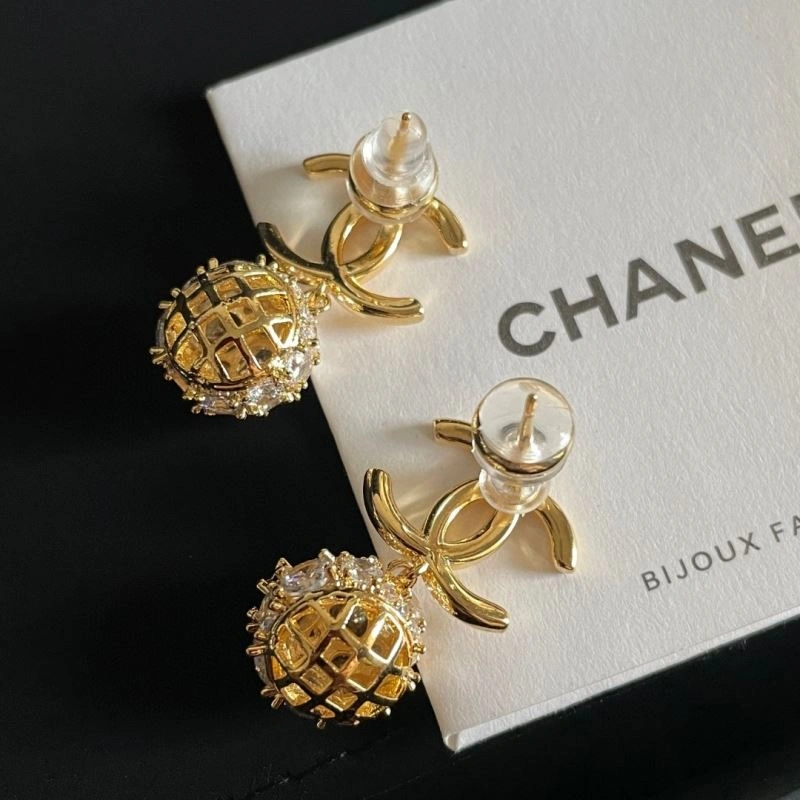 Bright Chanel Earrings 228818