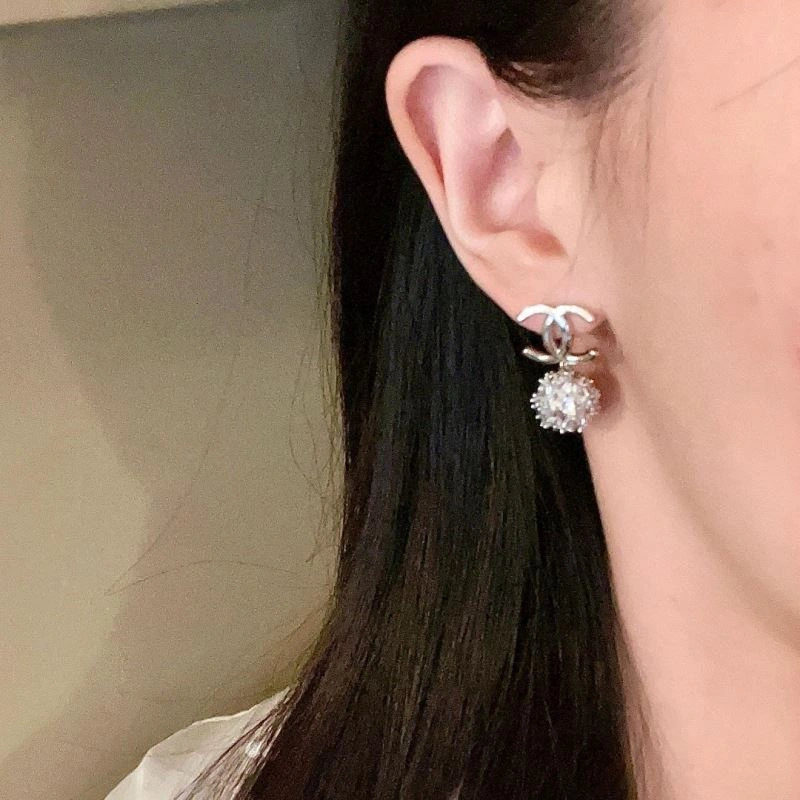 Chanel Earrings Trendy 228877