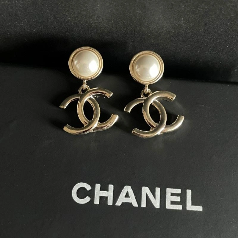 Chanel Earrings Youthful 228797