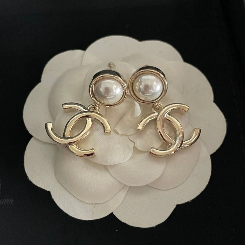 Chanel Earrings Youthful 228797