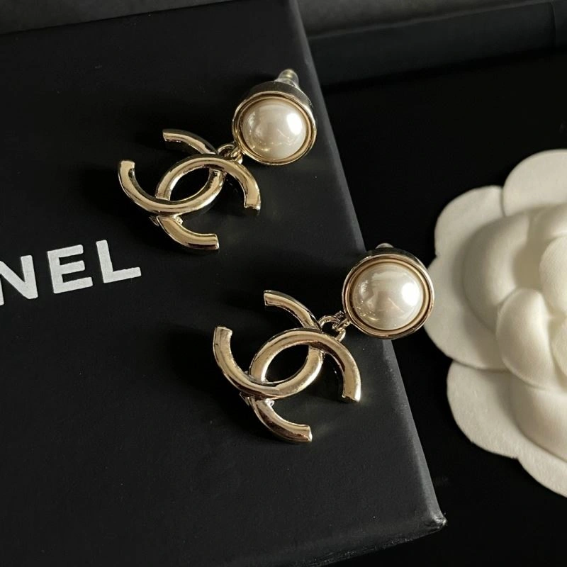 Chanel Earrings Youthful 228797