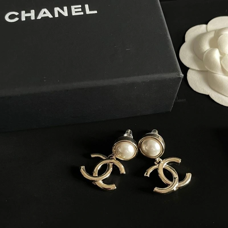Chanel Earrings Youthful 228797