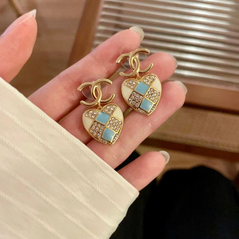 Chanel Earrings Breathable 228787