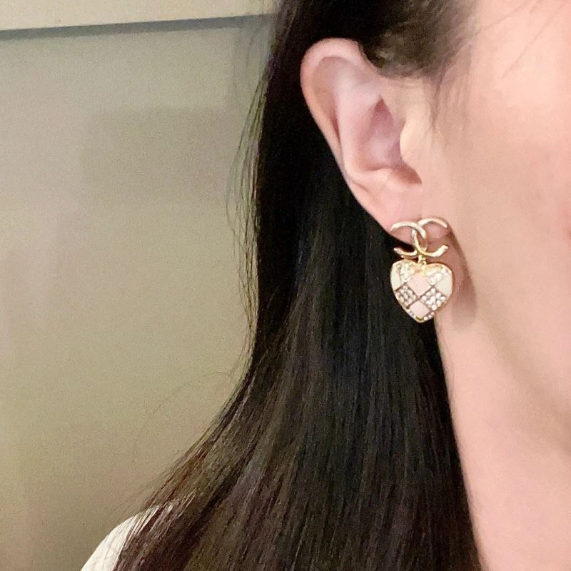 Breathable Chanel Earrings 228792