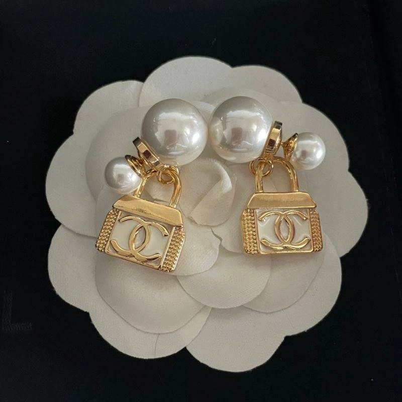 Chanel Earrings TechFriendly 228808