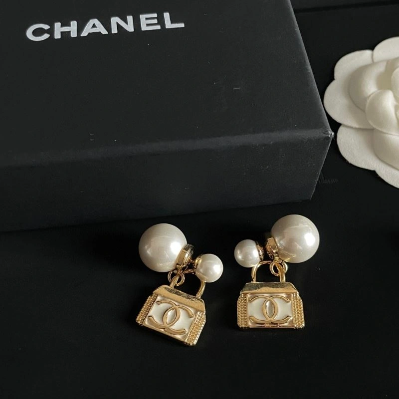 Chanel Earrings TechFriendly 228808