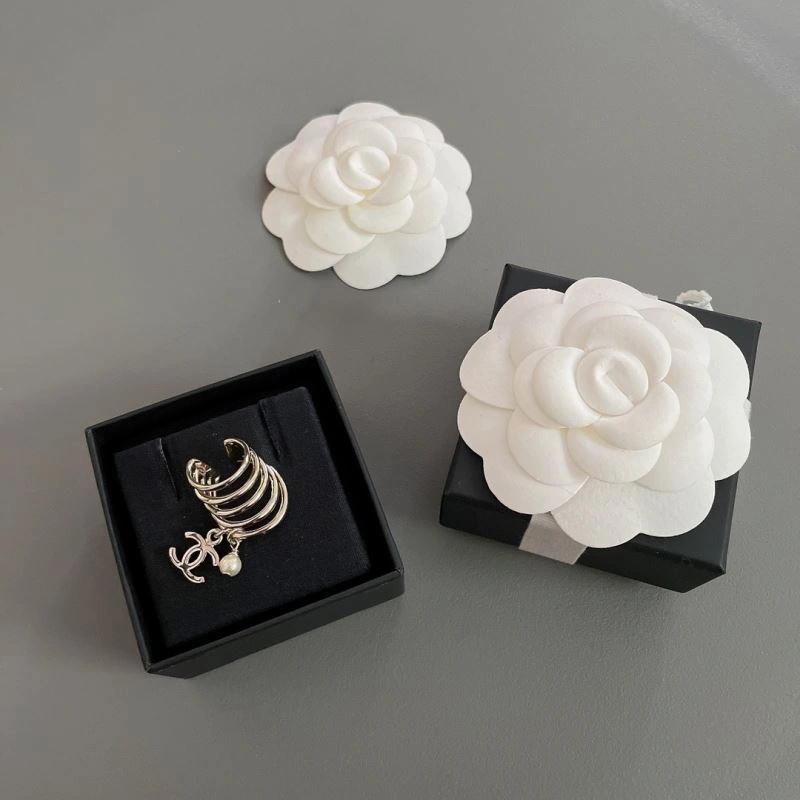 Chanel Earrings Sporty 228796
