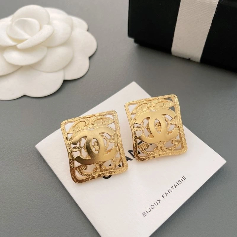Chanel Earrings StreetReady 228789